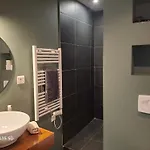 Апартаменти The Cozy 42 Stylish