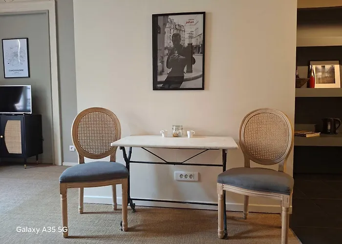 The Cozy 42 Stylish * Carcassonne